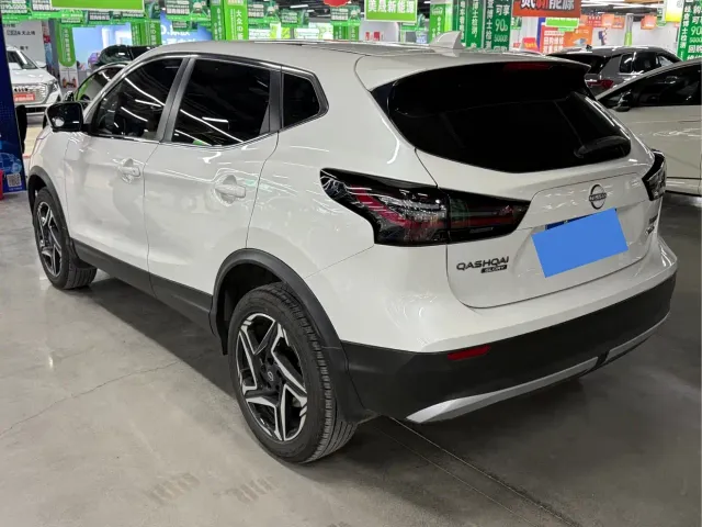 Nissan Qashqai — Фото автомобиля 9