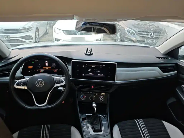 Volkswagen Bora — Фото автомобиля 9