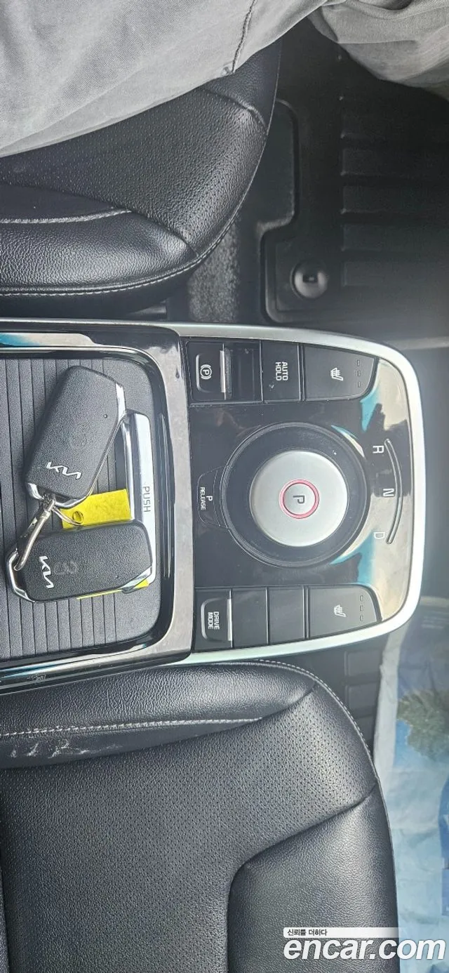 Kia Niro — Фото автомобиля 13
