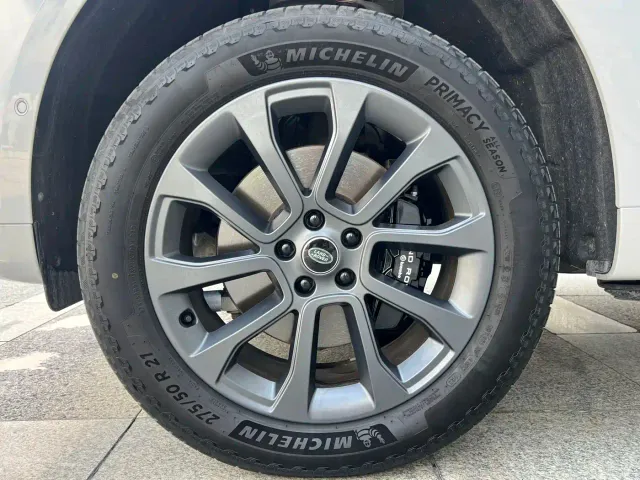 Land Rover Range Rover Sport — Фото автомобиля 15