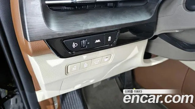Kia Canival Carnival 4 поколение Бензин 9 мест Signature — Фото автомобиля 15