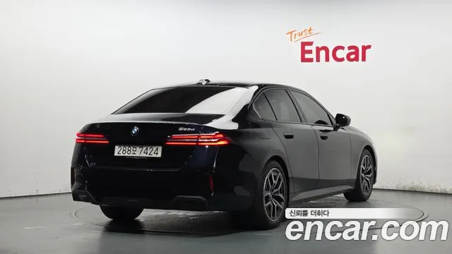 BMW 5-Series 5 серия (G60) 523d M Sport — Фото автомобиля 2