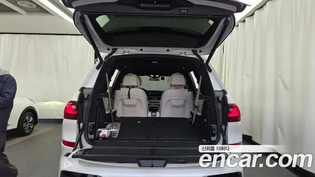 BMW X7 — Фото автомобиля 20
