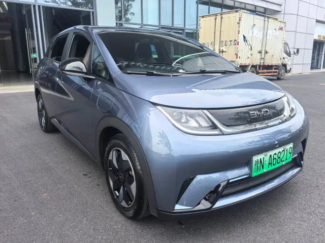 Фотография автомобиля — BYD Dolphin