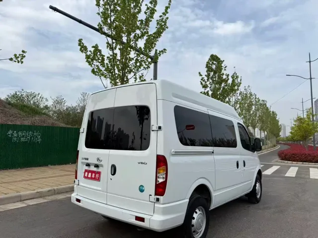 Maxus Xintu V80 — Фото автомобиля 7