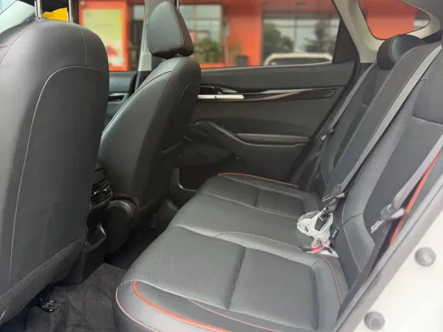 Kia Seltos — Фото автомобиля 11