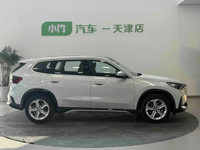 BMW X1 — Фото автомобиля 4