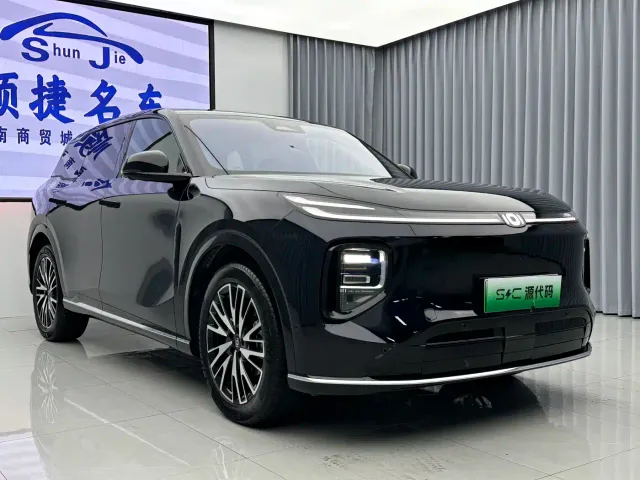 Changan Qiyuan Q07 — Фото автомобиля 7