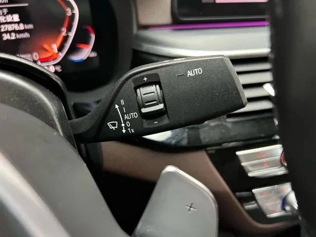 BMW 5 Series — Фото автомобиля 22
