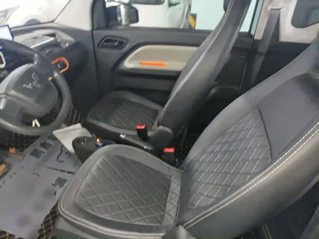 Wuling Hongguang Mini EV — Фото автомобиля 10