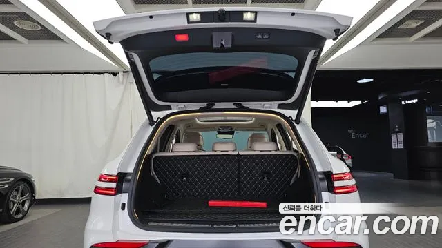 Genesis GV70 — Фото автомобиля 20