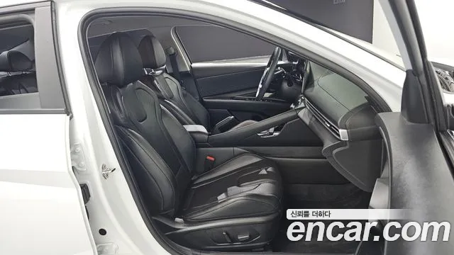 Hyundai AVANTE Avante (CN7) — Фото автомобиля 26