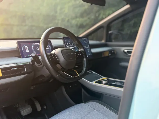 GAC Aion Y — Фото автомобиля 12
