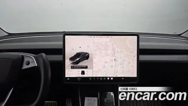 Tesla Model Y — Фото автомобиля 14