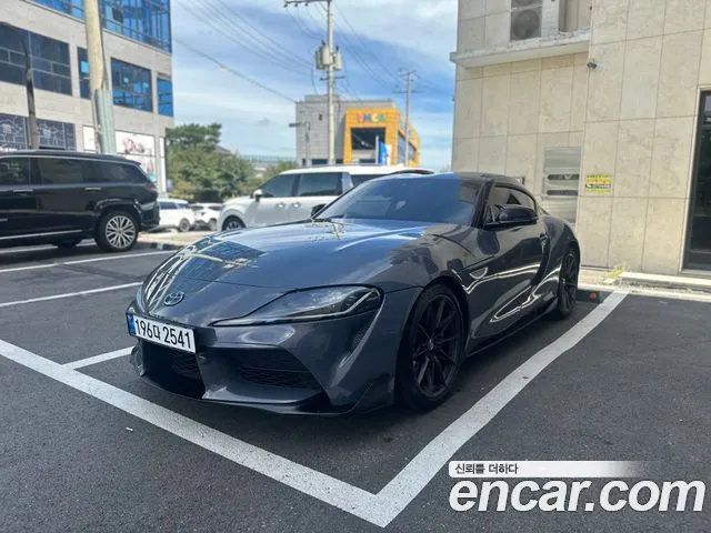 Toyota Supra — Фото автомобиля 3