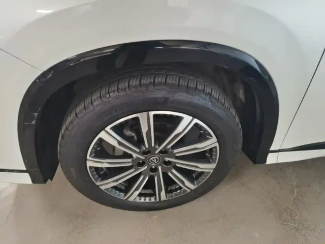 Changan CS75 Plus — Фото автомобиля 22