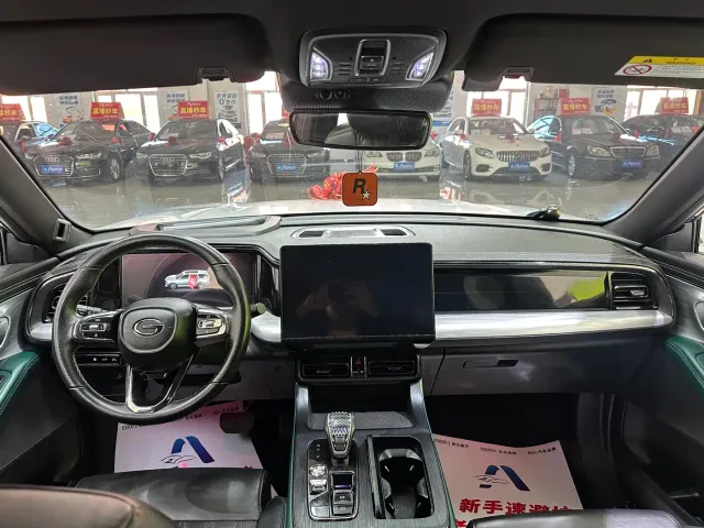 GAC Trumpchi GS8 — Фото автомобиля 12