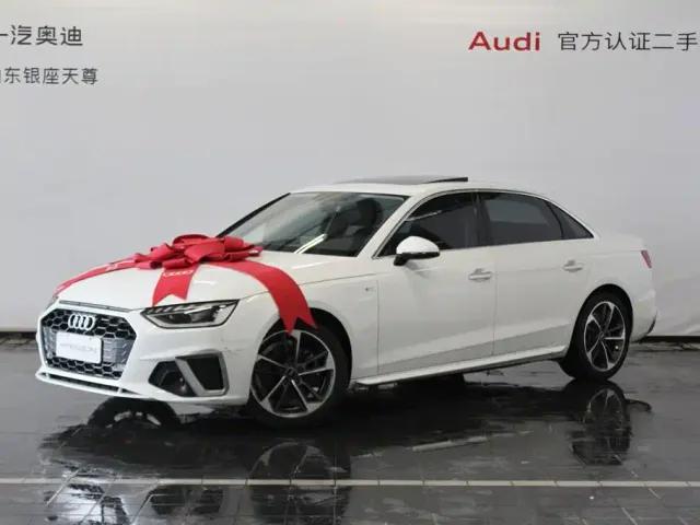 Audi A4L — Фото автомобиля 3