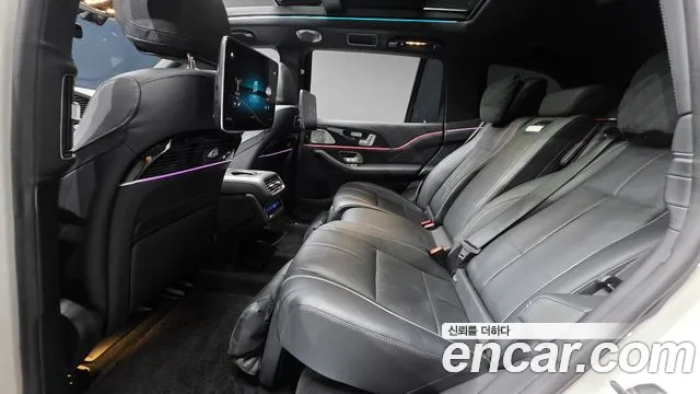 Mercedes-Benz GLS-Class — Фото автомобиля 9