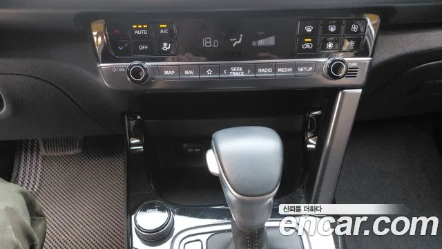 Kia Seltos Бензин 1.6 турбо 2WD — Фото автомобиля 28