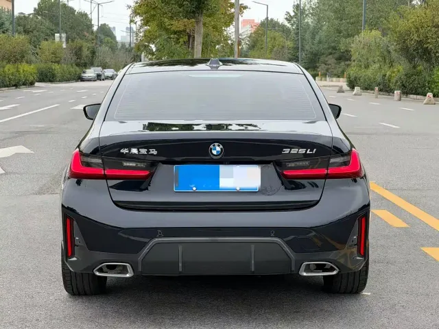 BMW 3 Series — Фото автомобиля 8