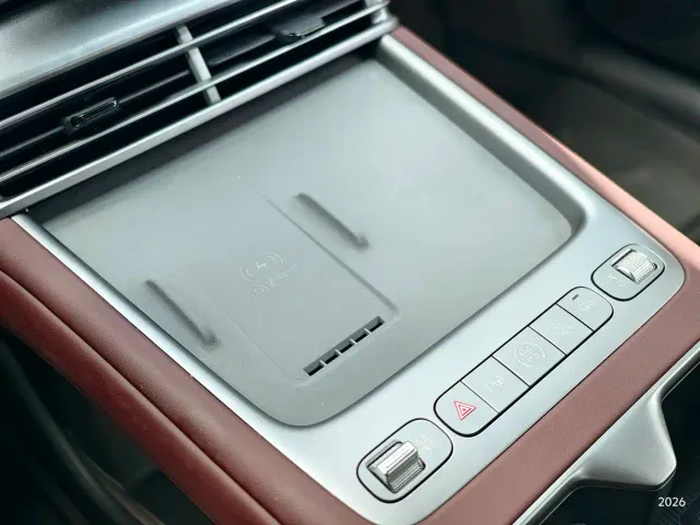 BYD Seal 07 DM-i — Фото автомобиля 16