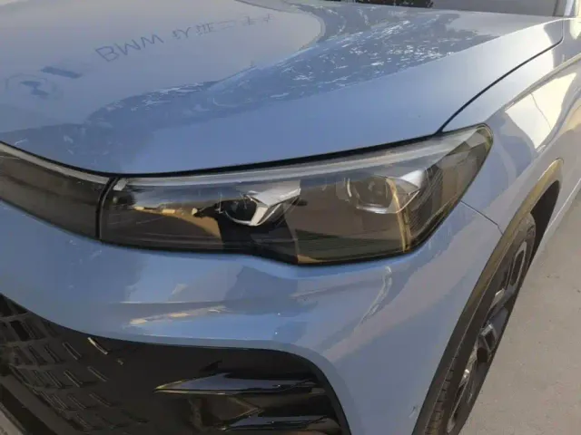Volkswagen Tiguan L — Фото автомобиля 23