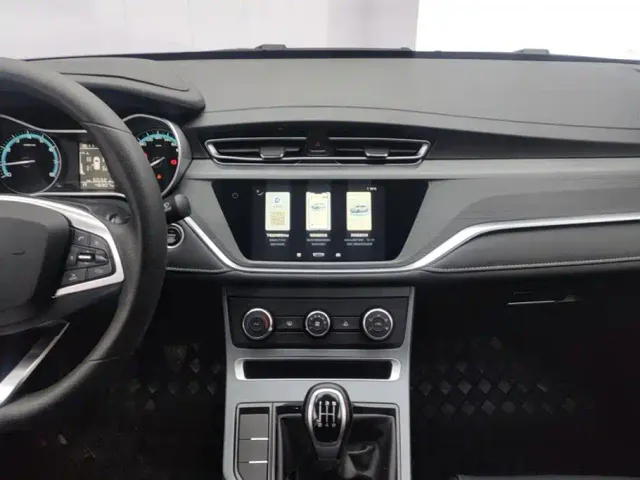 Geely Emgrand 2021 UP 1.5L Manual Comfort — Фото автомобиля 13