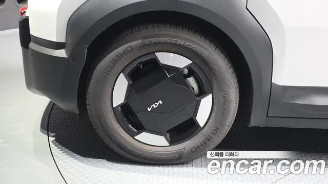 Kia PV5 — Фото автомобиля 5