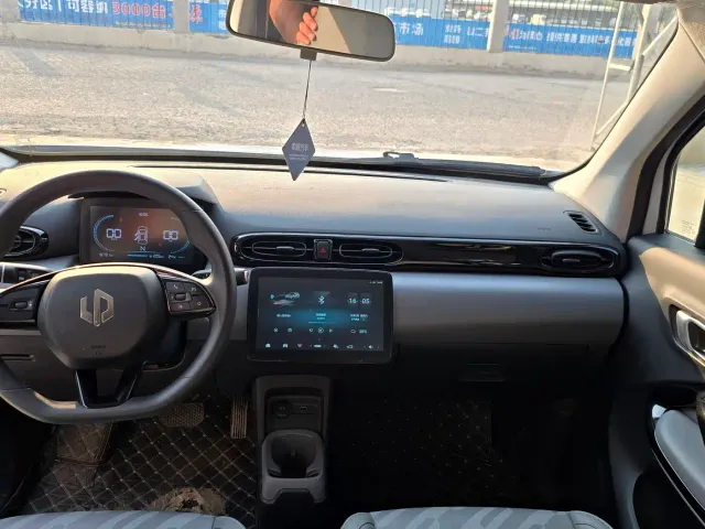 Leapmotor T03 — Фото автомобиля 6