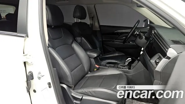 KG_Mobility_Ssangyong KORANDO — Фото автомобиля 10