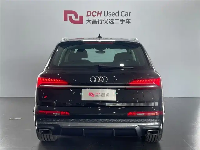 Audi Q7 — Фото автомобиля 5