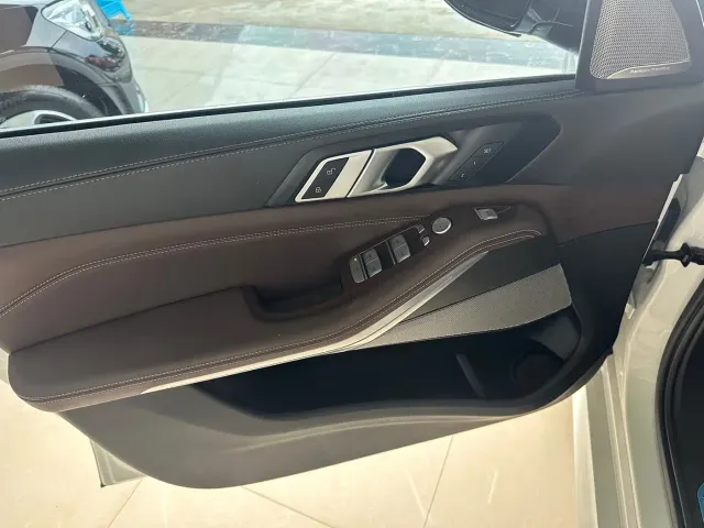 BMW X5 — Фото автомобиля 14