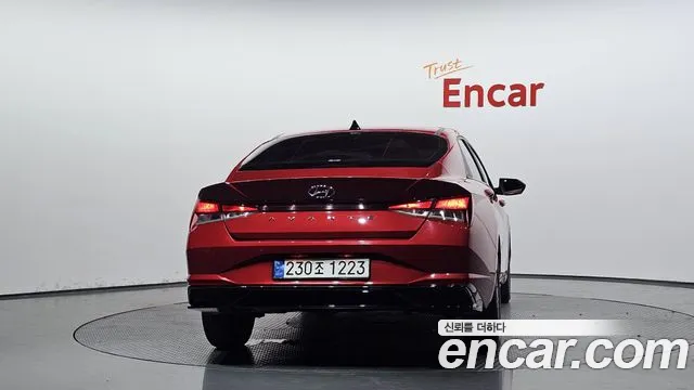 Hyundai AVANTE Avante (CN7) — Фото автомобиля 4