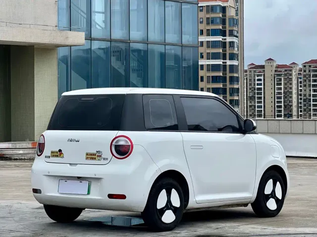Changan Lumin — Фото автомобиля 9