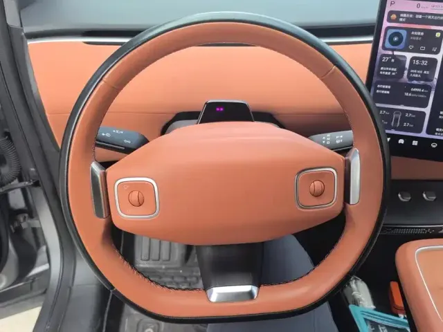 Changan Qiyuan E07 — Фото автомобиля 15