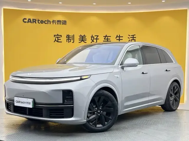 Li Auto L7 — Фото автомобиля 13