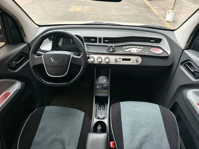 Wuling Hongguang Mini EV — Фото автомобиля 8