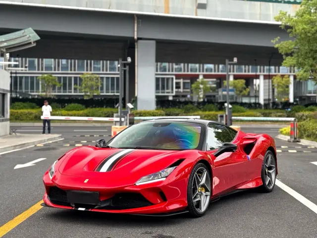 Ferrari F8 — Фото автомобиля 2