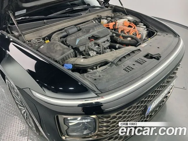 Hyundai Grandeur GN7 — Фото автомобиля 9