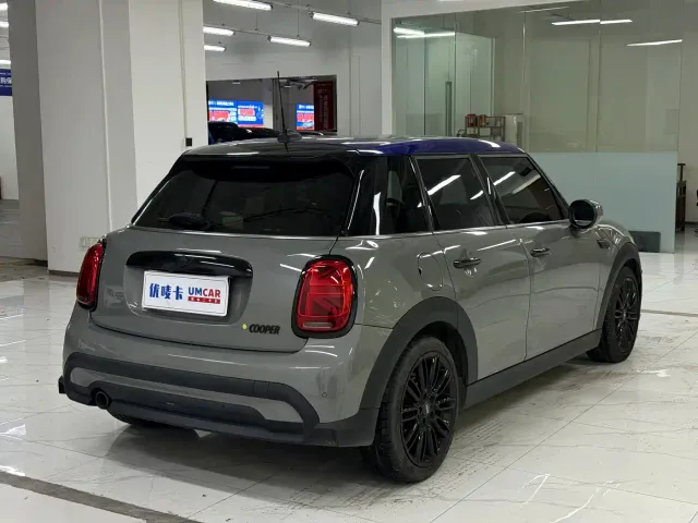 MINI Hatch — Фото автомобиля 6