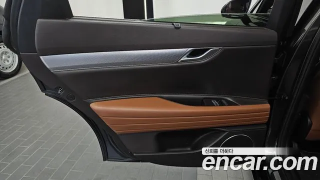 Genesis G80 RG3 — Фото автомобиля 14