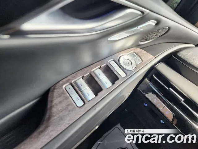 Genesis G80 RG3 — Фото автомобиля 12