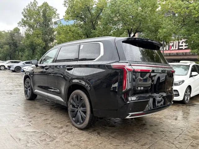 Exeed VX — Фото автомобиля 6