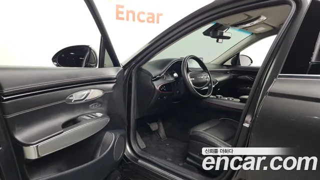 Genesis GV70 — Фото автомобиля 15
