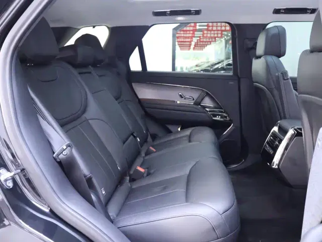 Land Rover Range Rover Sport — Фото автомобиля 22