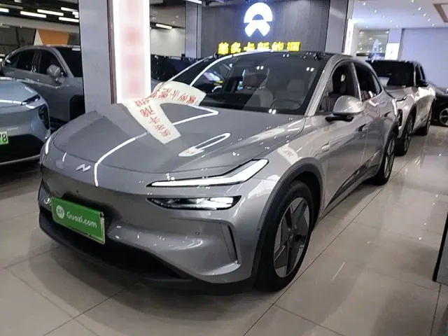 Фотография автомобиля — Onvo L60