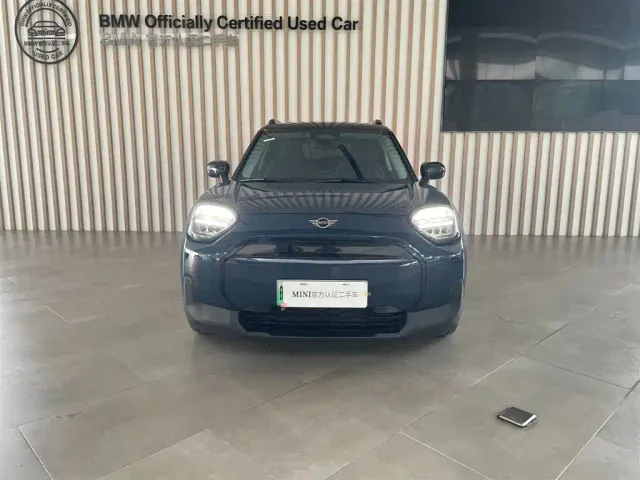 MINI Electric MINI ACEMAN — Фото автомобиля 6