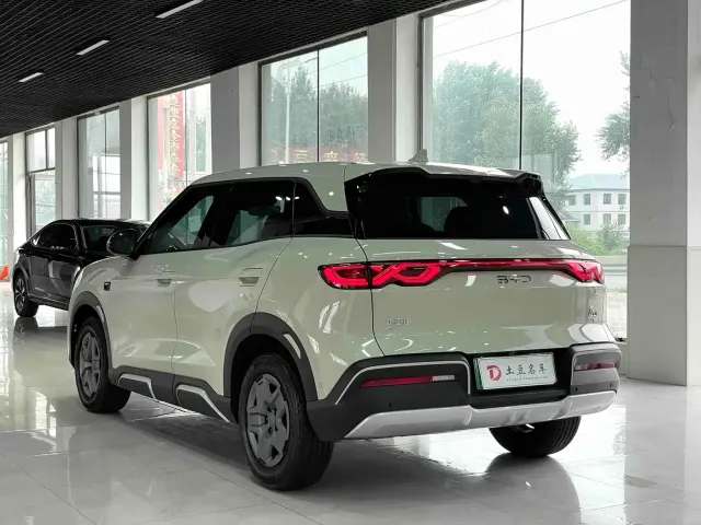 BYD Yuan UP — Фото автомобиля 4