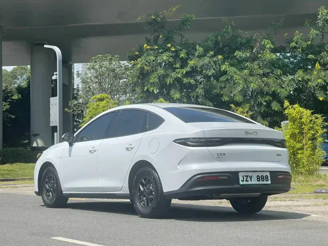 BYD Seal 05 DM-i — Фото автомобиля 4
